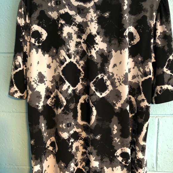 Tie Dye Scoop Neck Top - Picture 2 of 7